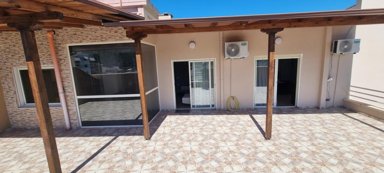 Luis Penthouse