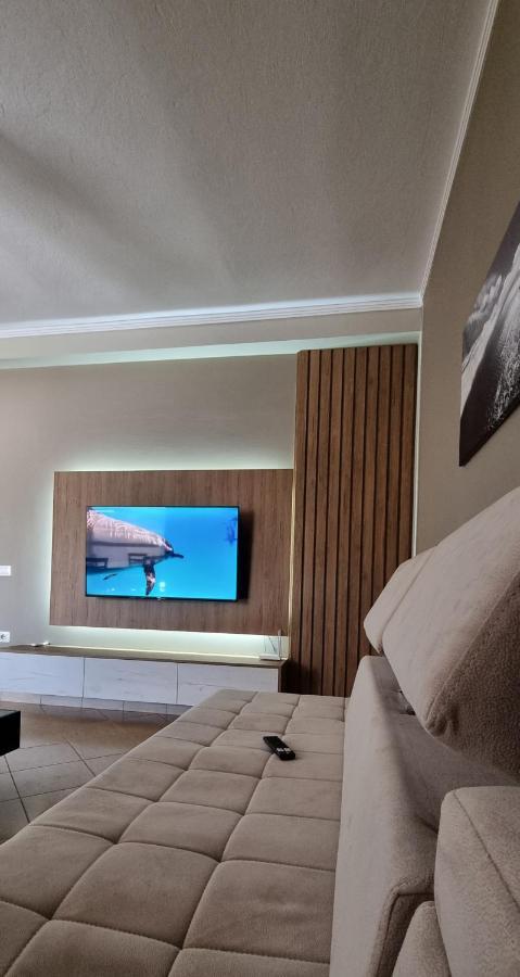 Luis Penthouse *